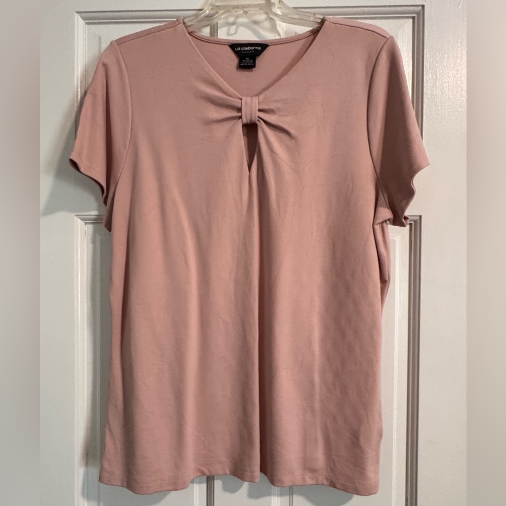 Liz Claiborne Blush Short Sleeve Top with Knot